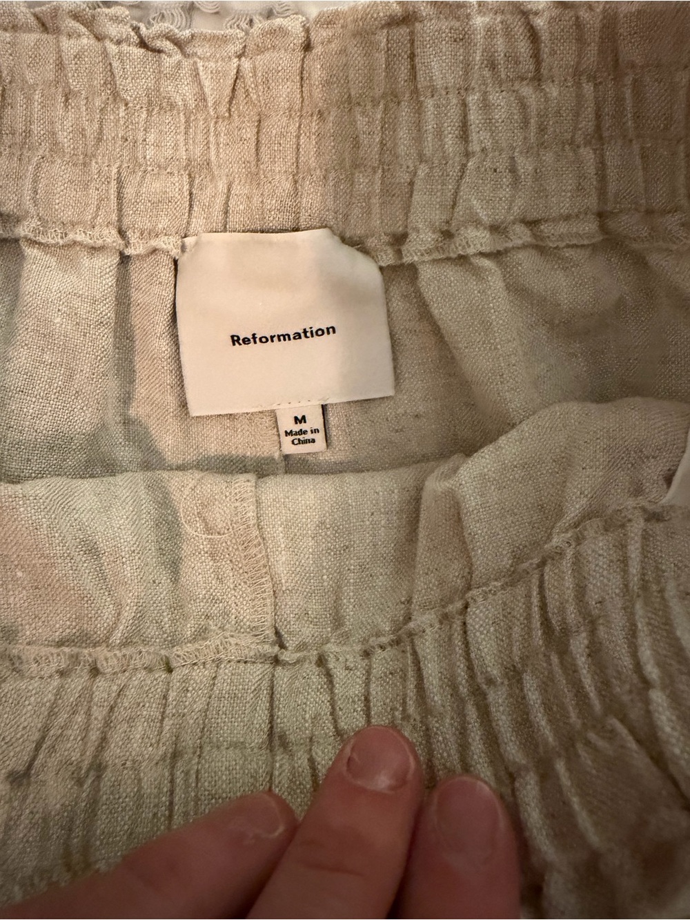 Reformation Mila Linen Shorts - Picture 5 of 6